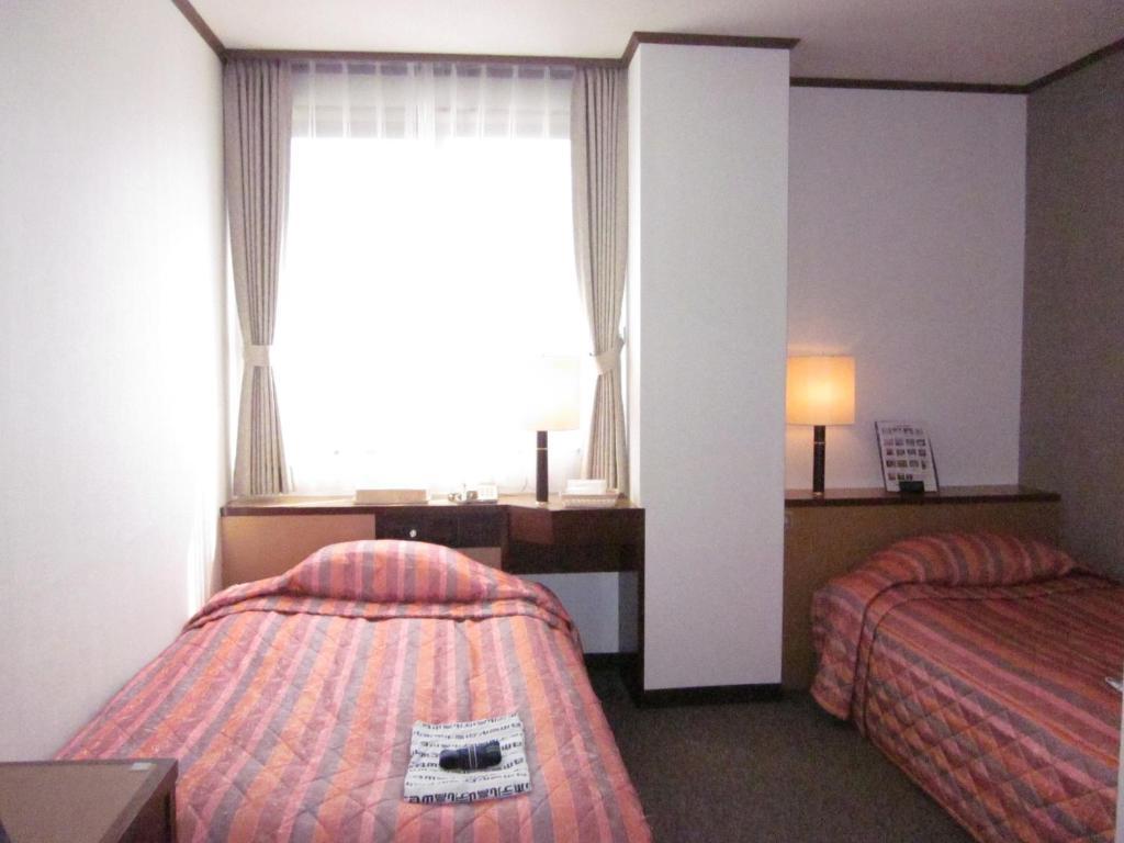 Ayun Takayama Central Hotel Room photo